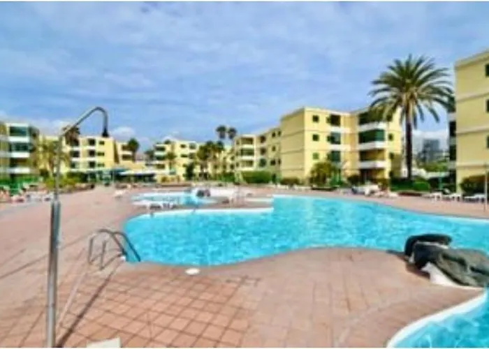 Las olas apartment
