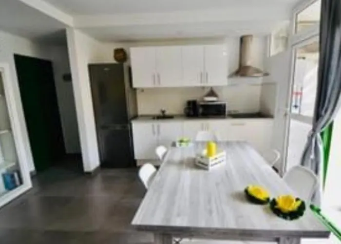 Las Olas Apartment
