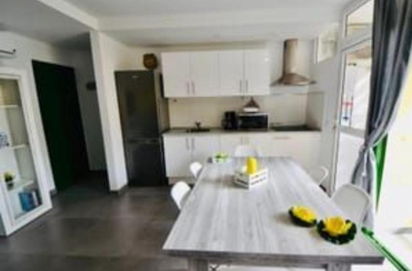 Olas Appartement *